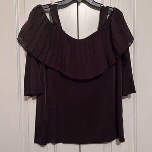 Brown Open Shoulder Blouse with 3/4 Sleeves in Size Medium